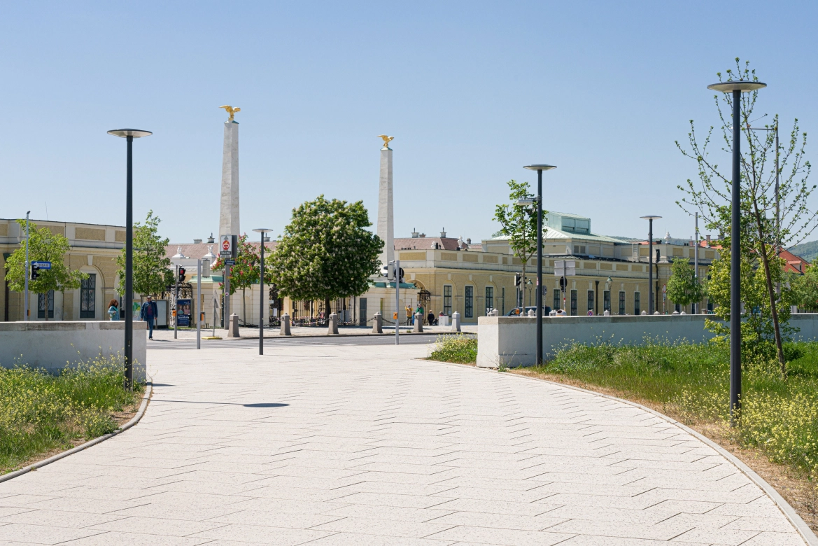 Arrival Center Schönbrunn Godelmann