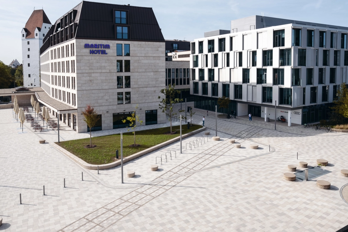 hotel gebäude menschen flächensystem ingolstadt