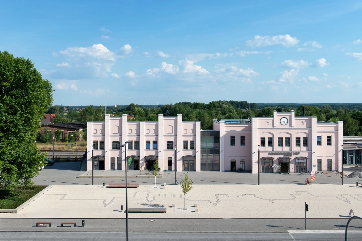 Brandenburg station surroundings BA4 at the main station