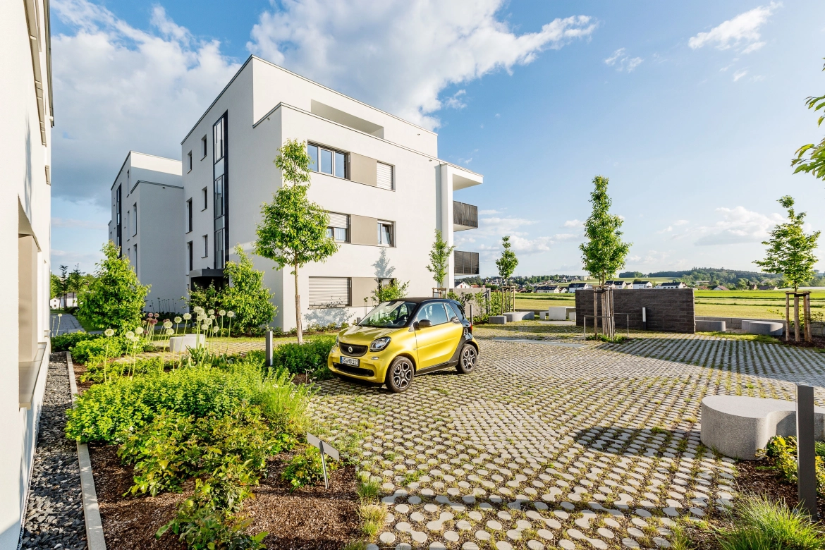 ökologische Parkplatzfläche in einem Wohnqartier mit dem GDM.SCADA ornament