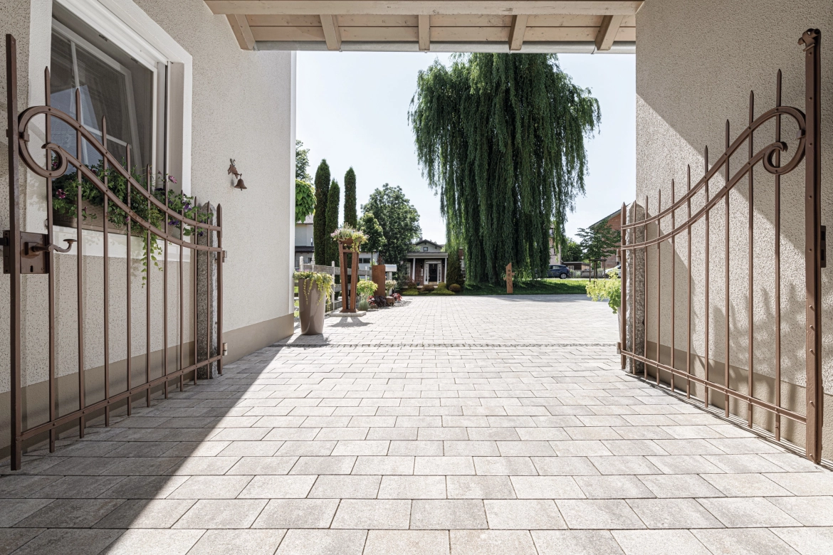 GDM.CAMPA stone