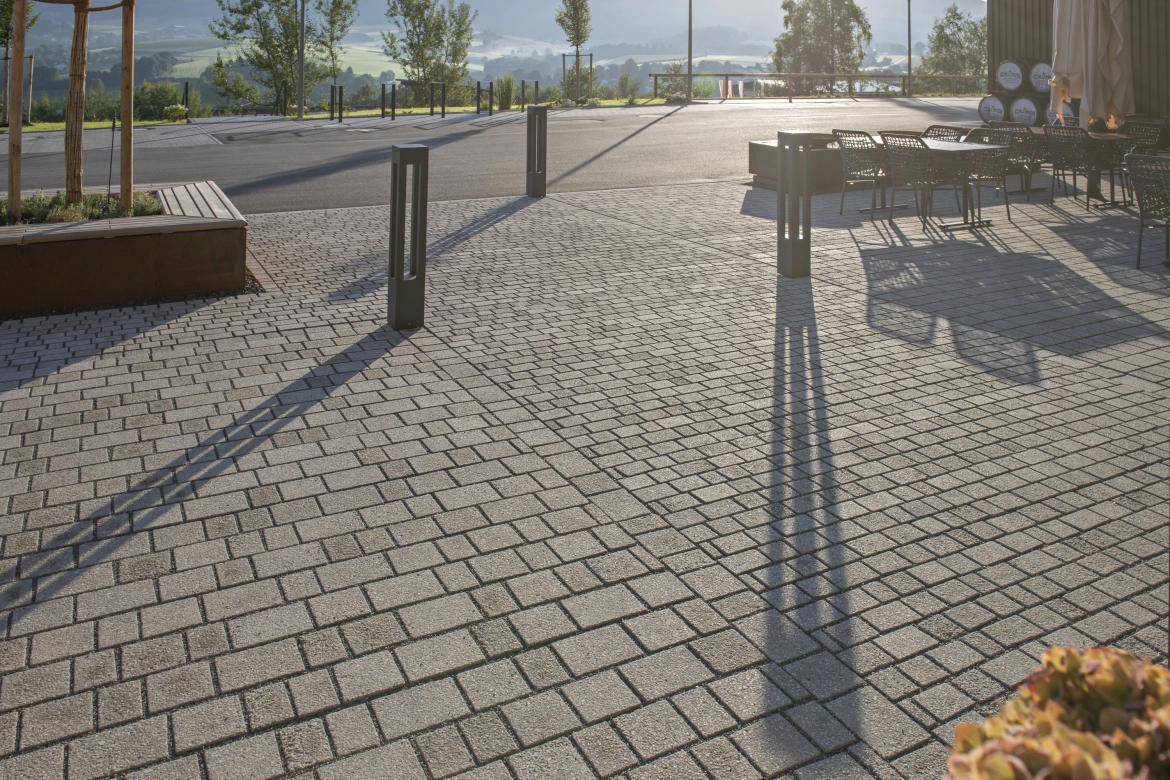 GDM.ACENTRO stone