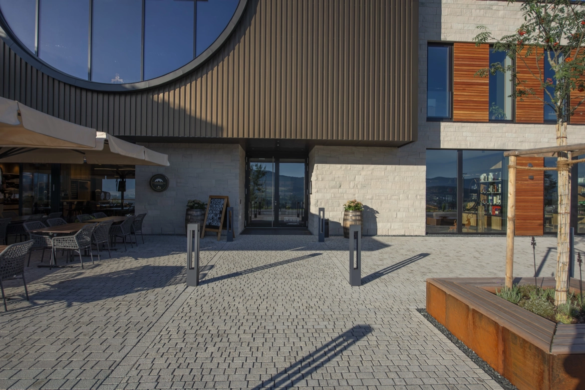 GDM.ACENTRO stone