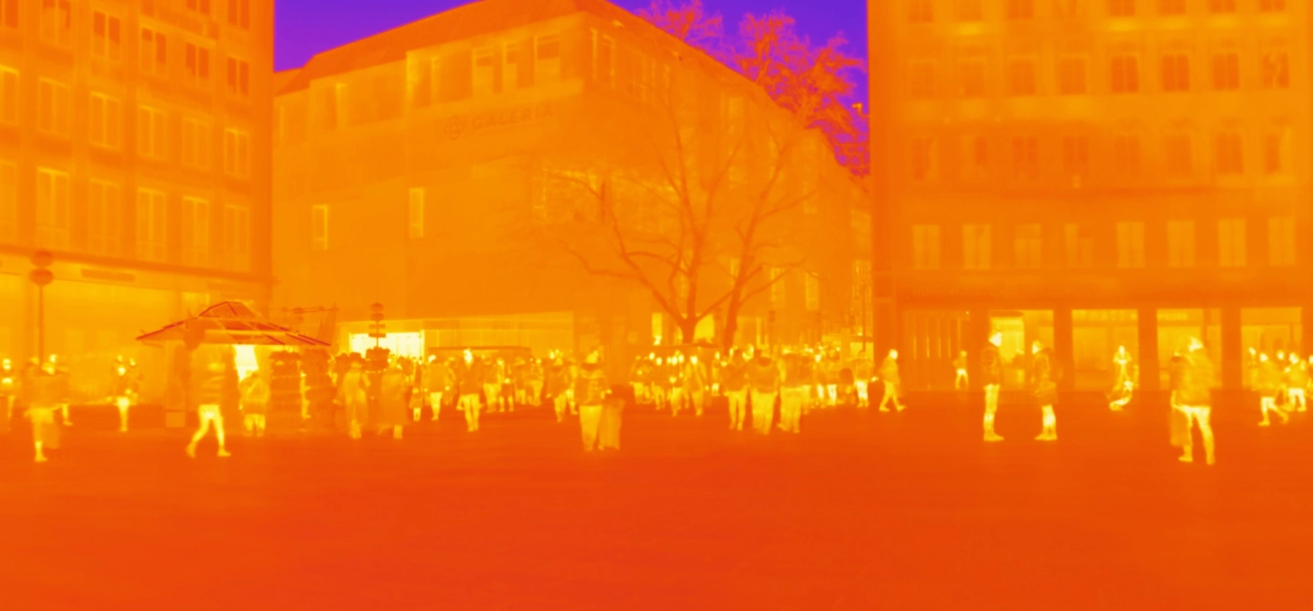 Wärmebildaufnahme die Hitze in der Innenstadt von München zeigt.