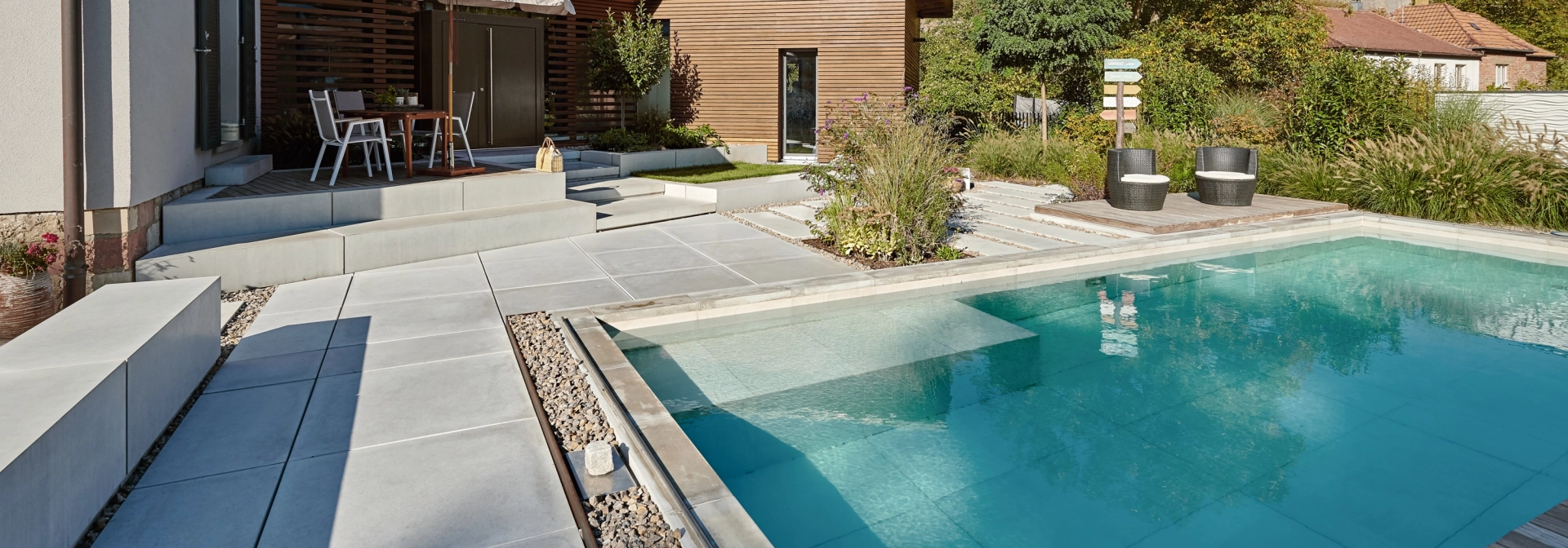 garden pool modern planting