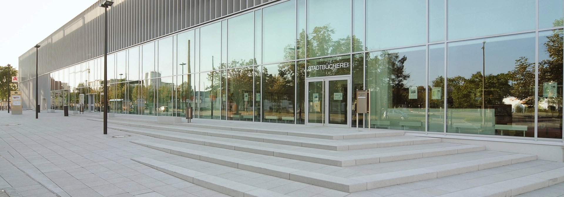 eingangsbereich center treppen