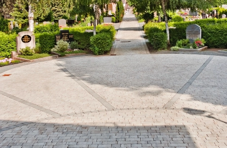 friedhof kirche platz weg