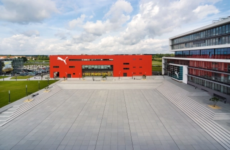plaza design corporate headquarters 