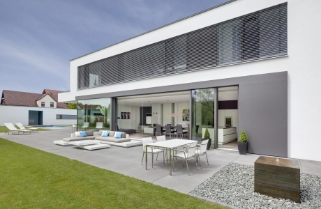 terrasse modern rasen