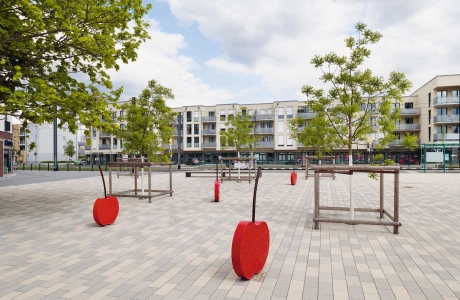 entwicklungsfläche platz bepflanzt 