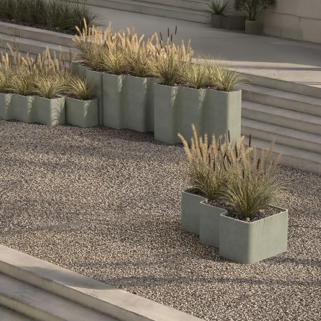 Drei Cascade Planter mit Gräser-Bepflanzung