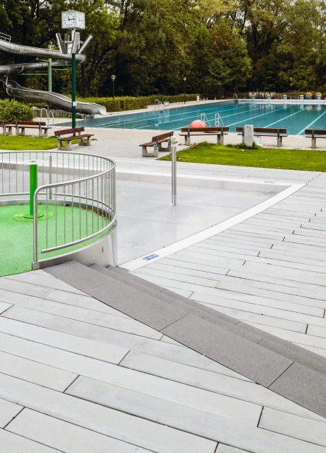 freibad treppe wasserbecken