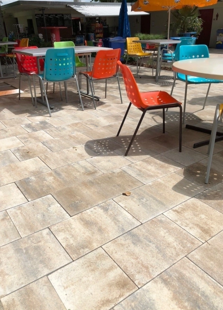 outdoor pool chairs kiosk