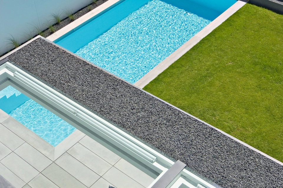terrace pool private garden 