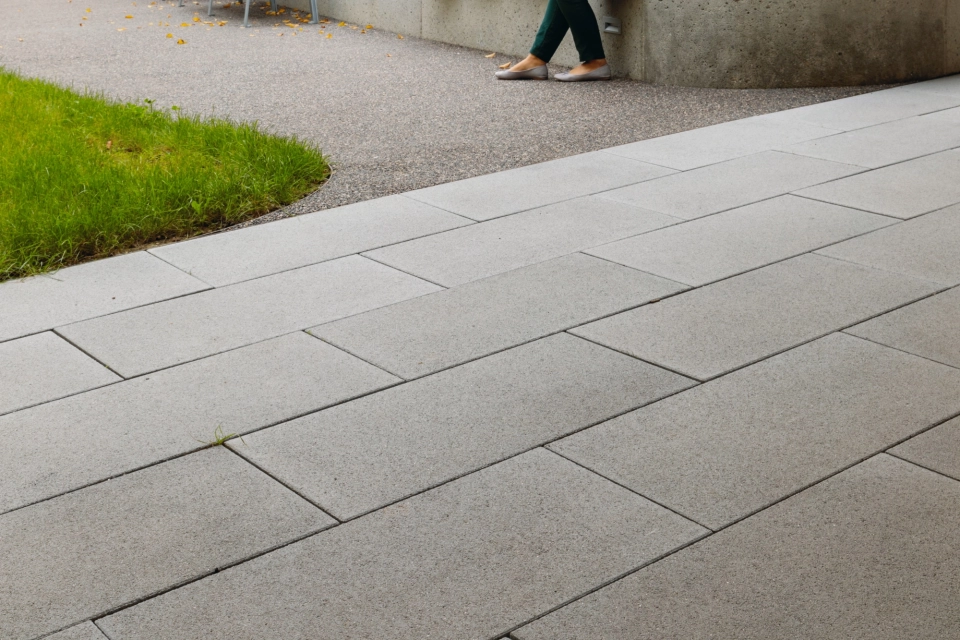 wohnheim pflegeheim altersheim barrierefrei bepflanzt park