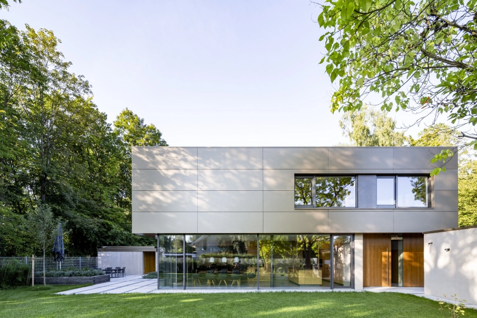 modern villa garden nature