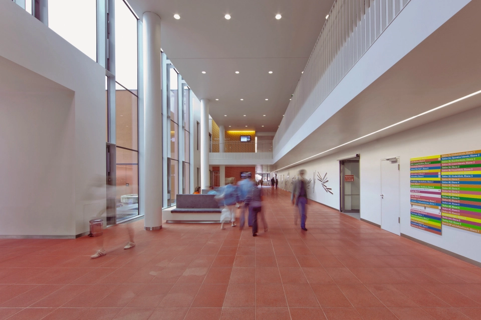 foyer klinikum gang