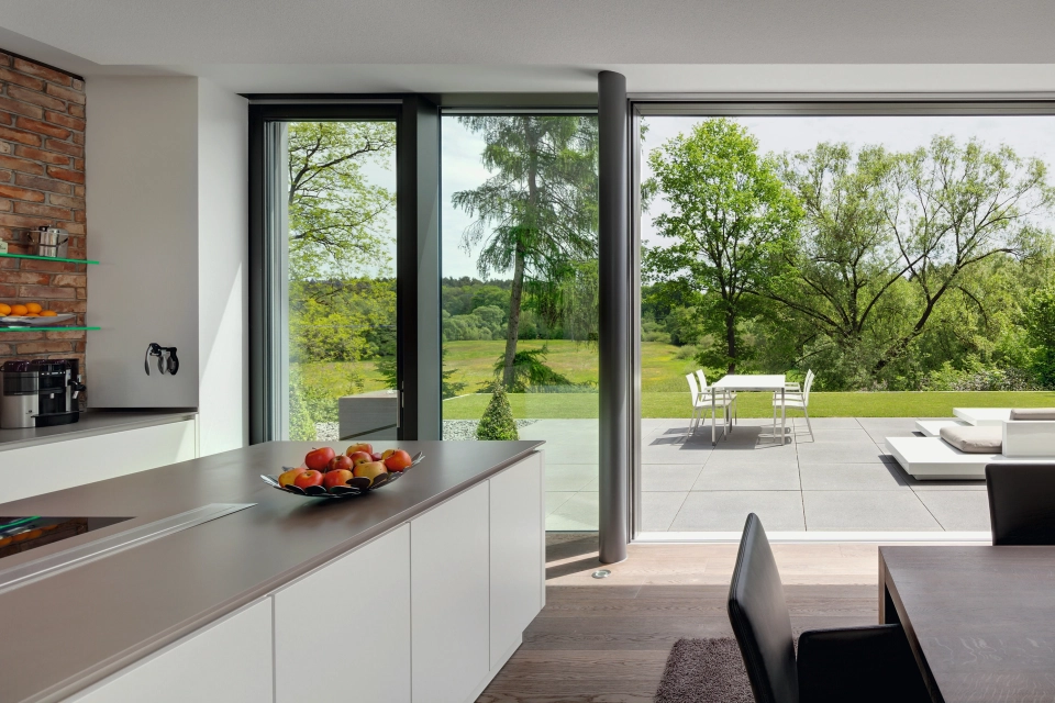 innenraum modern glasfront