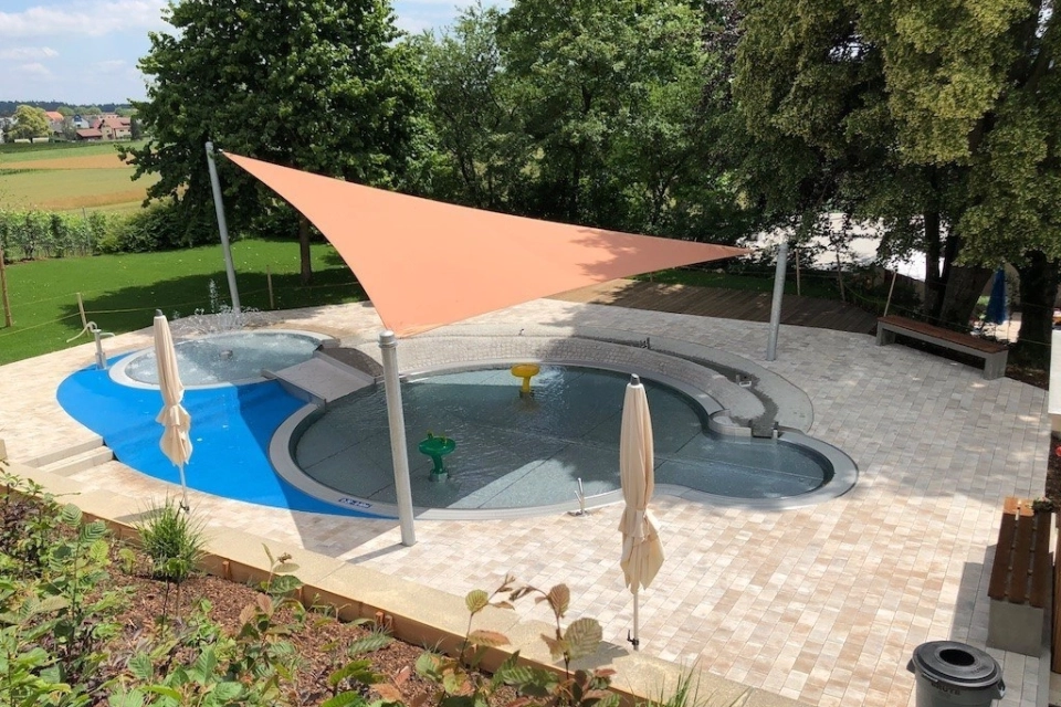outdoor pool planted swimming pool